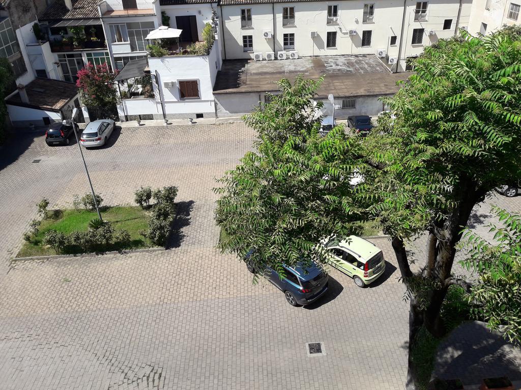 Hotel Jolly كاستروفيلاري المظهر الخارجي الصورة